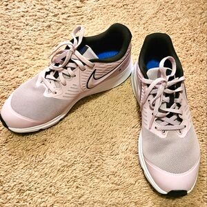 Nike Sneakers; Kids size 7y